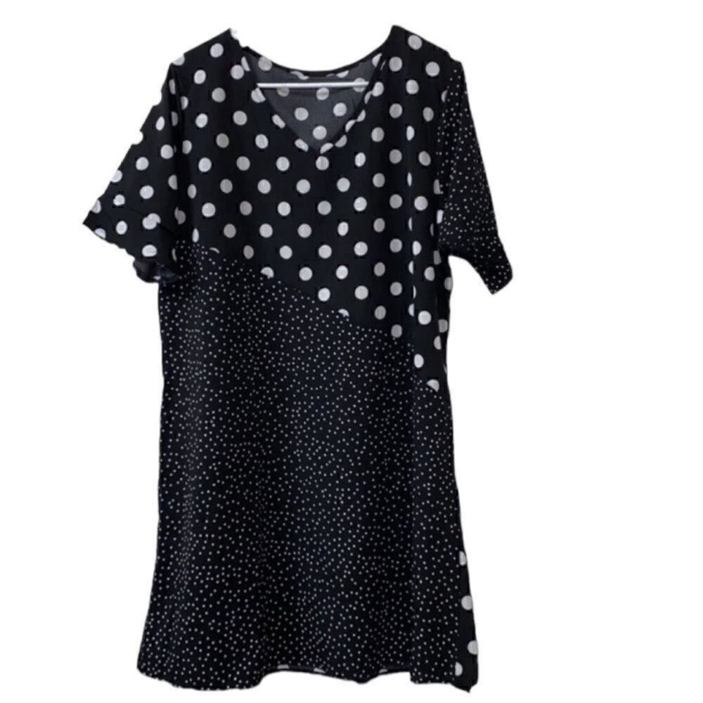 Women's Black and White Polka Dot Dress(Size XXI)